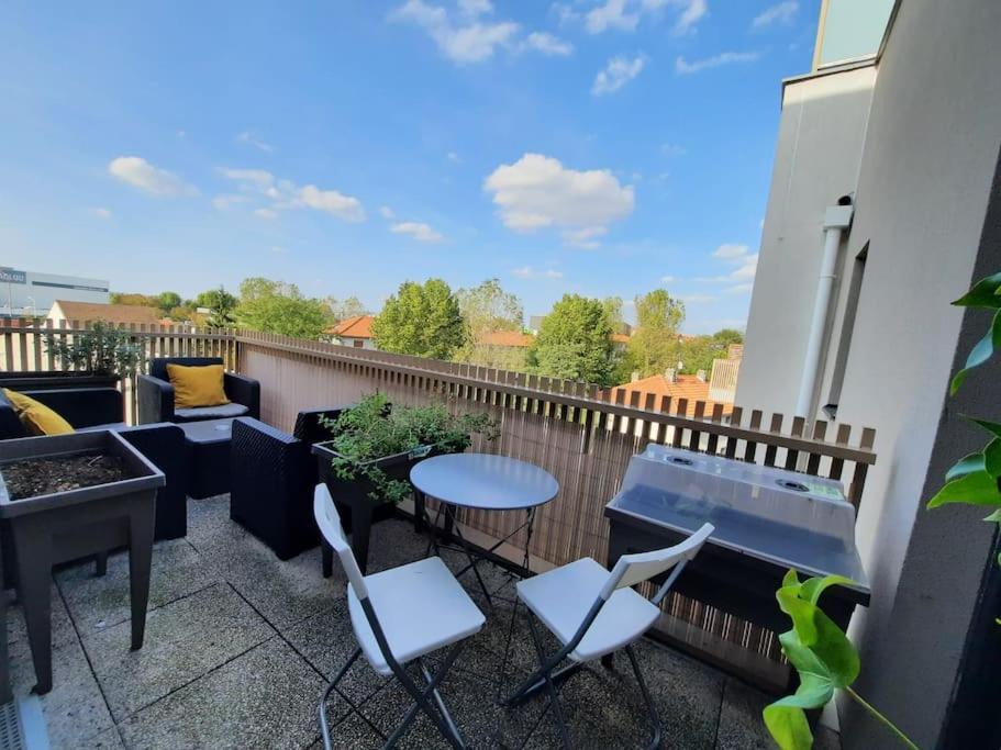 Magnifique Appartement Avec Terrasse Et Parking, 8 Personnes Ναντέρ Εξωτερικό φωτογραφία